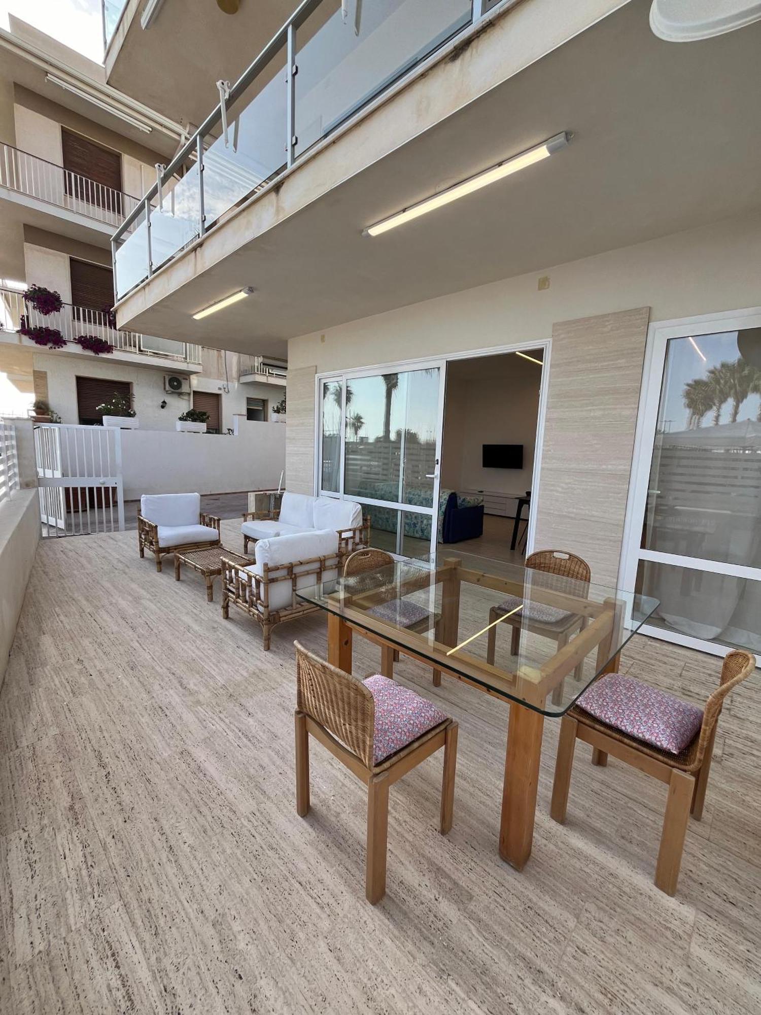 Delposto Marina Di Ragusa Buitenkant foto